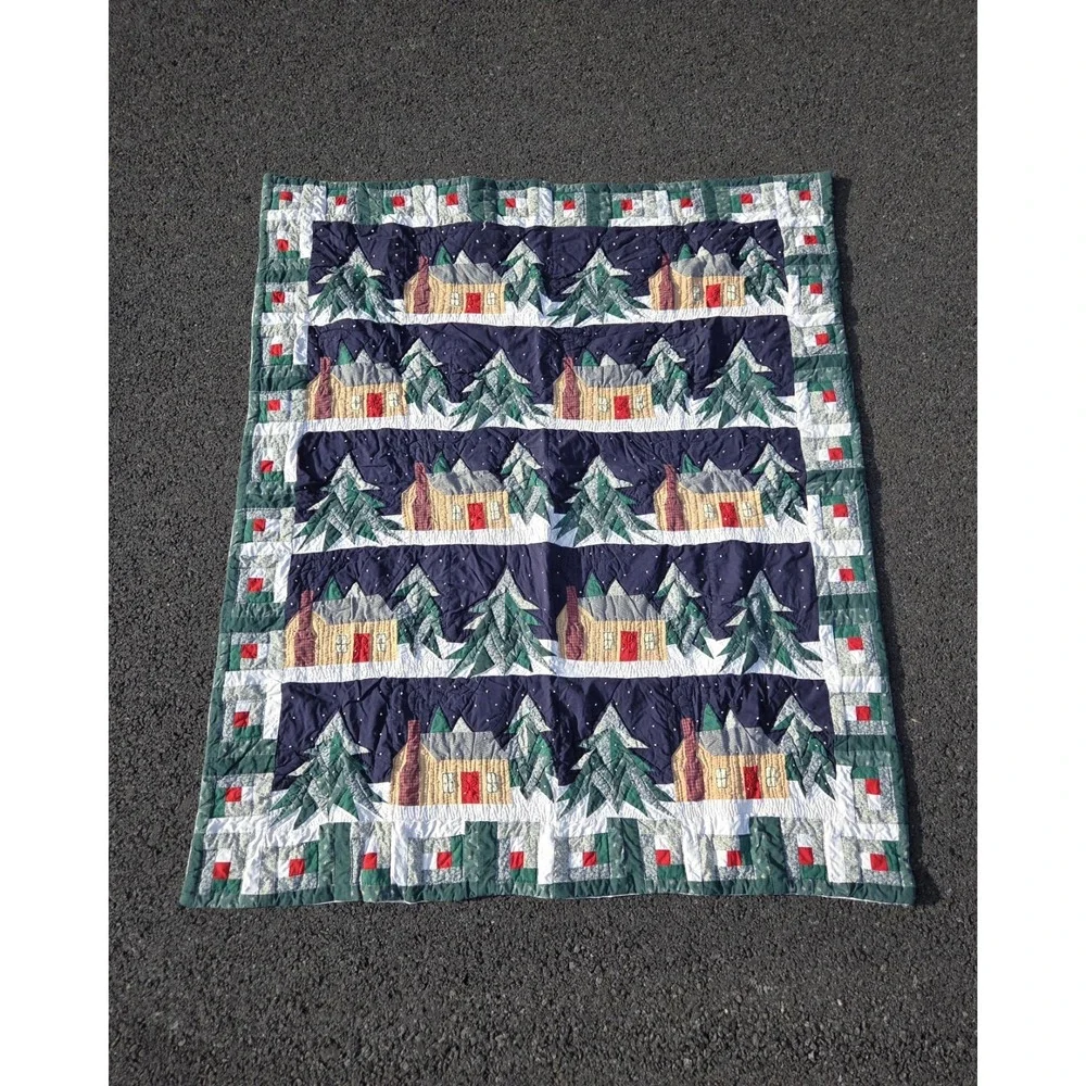 Vintage LL Bean Quilt Blanket Throw Christmas Cabin Snowy 58x48